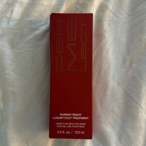 NIB, DERMELECT Runway Ready Luxury Foot Treatment